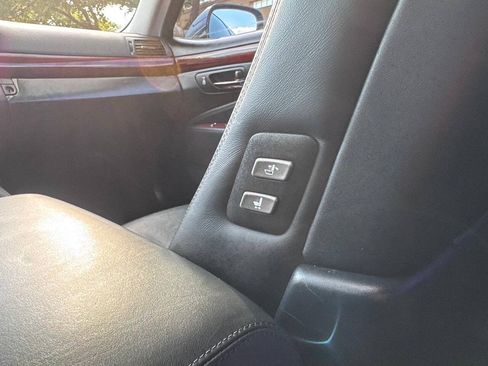 Used 2007 Lexus LS 460 L RWD image 16
