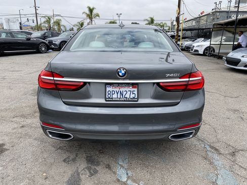 Used 2016 BMW 740i RWD image 8