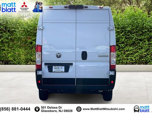 Used 2025 RAM ProMaster 2500 w/ Convenience Group image 5