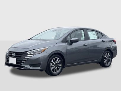 New 2025 Nissan Versa SV w/ Trunk Package