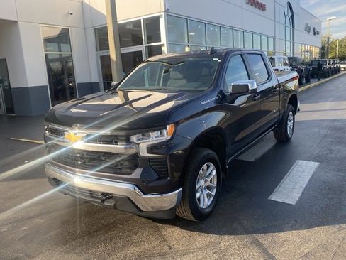 Used 2023 Chevrolet Silverado 1500 LT image 4