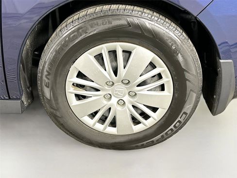 Used 2015 Honda Odyssey LX image 27