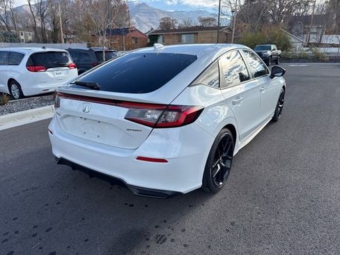 Used 2022 Honda Civic Sport image 3