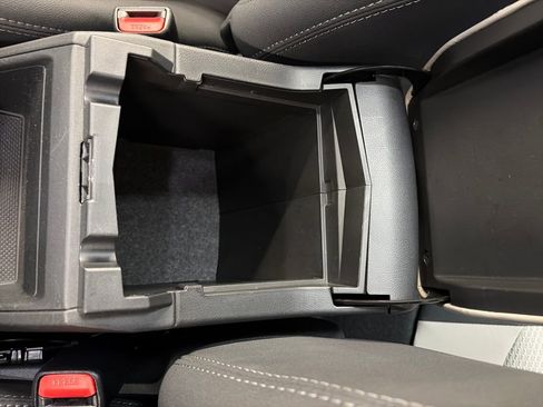 Used 2024 Subaru Forester Premium image 26