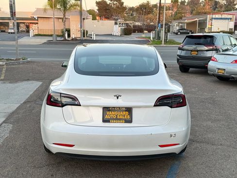 Used 2021 Tesla Model 3 Standard Range Plus image 36