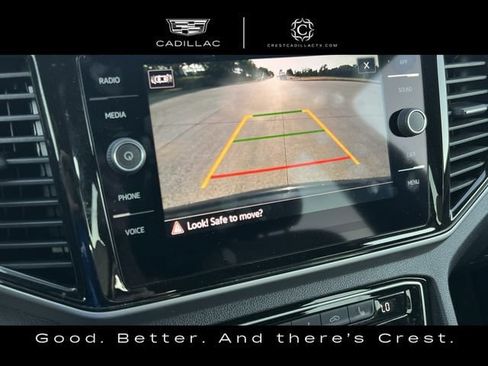 Used 2023 Volkswagen Atlas Cross Sport SE w/ Panoramic Sunroof Package FWD image 17