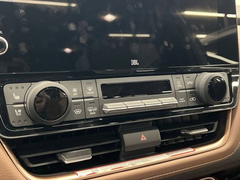 Used 2026 Toyota Grand Highlander MAX Platinum image 17