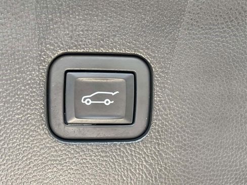 Certified 2023 Buick Enclave Premium w/ Experience Buick Package image 26