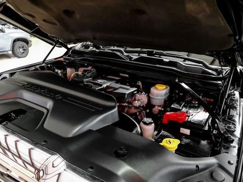Used 2019 RAM 2500 Limited AWD/4WD image 50