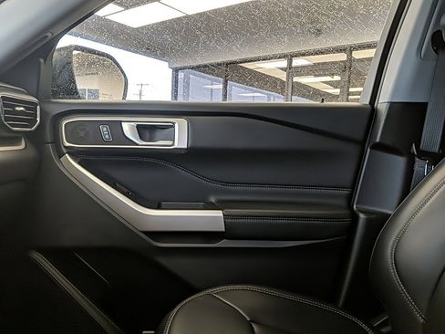 Certified 2023 Ford Explorer XLT w/ Equipment Group 202A image 20