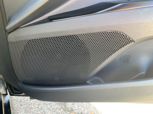 Used 2025 Toyota Camry LE w/ Convenience Package image 20