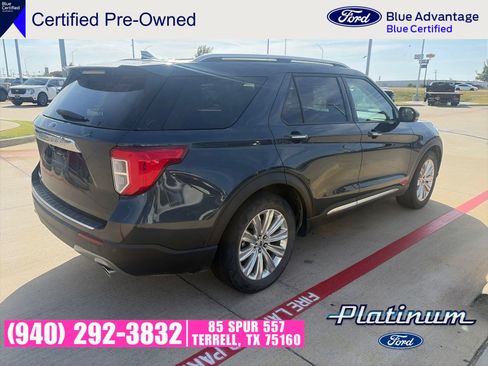 Used 2022 Ford Explorer Limited w/ Equipment Group 301A RWD image 7