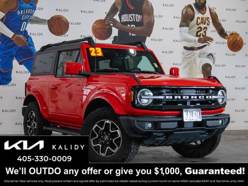 Used 2023 Ford Bronco Outer Banks AWD/4WD image 1