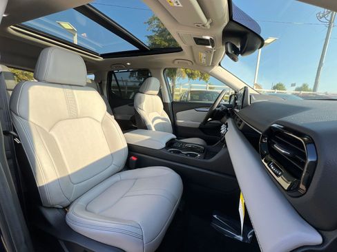 New 2025 Honda Pilot Touring image 42