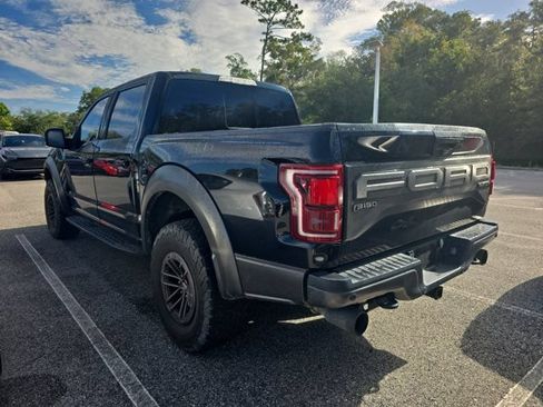 Used 2019 Ford F150 Raptor w/ Equipment Group 802A Luxury AWD/4WD image 3