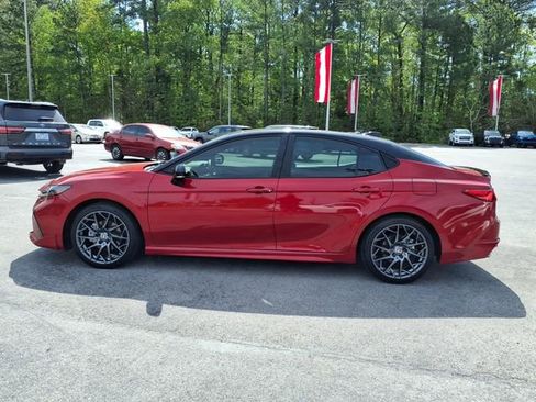 Used 2025 Toyota Camry XSE image 3