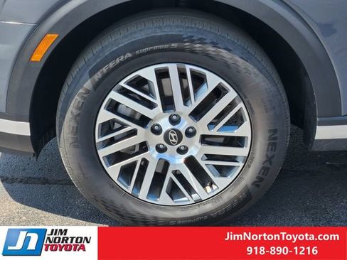 Used 2026 Hyundai Palisade SEL AWD/4WD image 12
