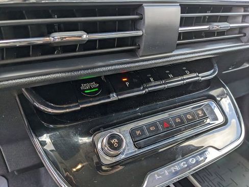 Used 2025 Lincoln Corsair AWD w/ Equipment Group 101A image 25