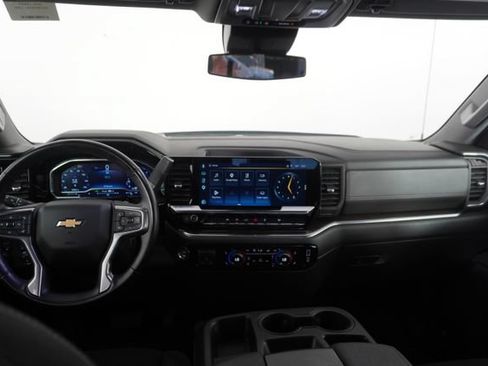 Used 2025 Chevrolet Silverado 1500 LT AWD/4WD image 33