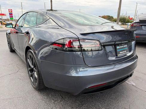 Used 2023 Tesla Model S Plaid image 7