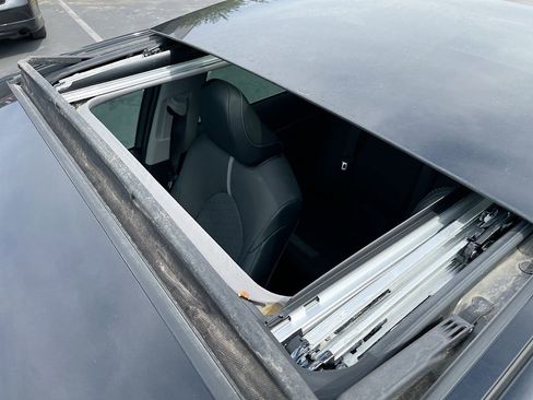 Used 2024 Toyota Camry XSE w/ Navigation Package image 22