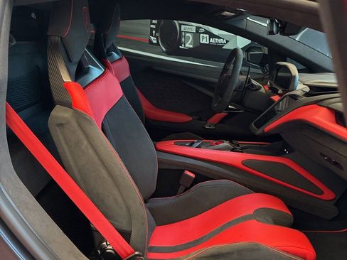 Used 2024 Lamborghini Revuelto AWD/4WD image 8