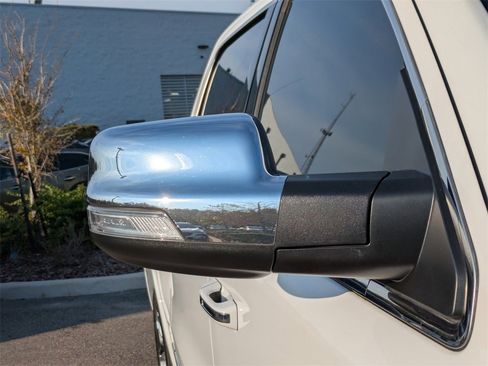 Used 2020 RAM 1500 Limited image 12