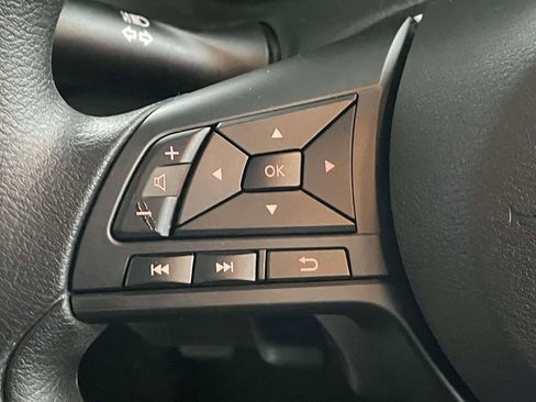 Used 2025 Nissan Sentra S image 19