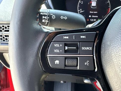 Certified 2025 Honda HR-V Sport image 4