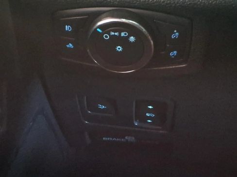 Used 2020 Ford F250 Lariat w/ Lariat Ultimate Package AWD/4WD image 31