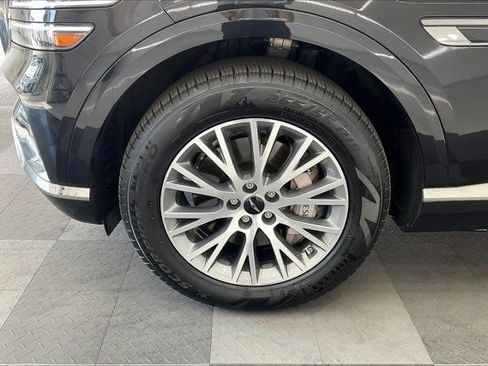 Used 2025 Genesis GV80 2.5T Standard AWD/4WD image 8