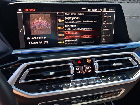 Used 2022 BMW X7 xDrive40i w/ M Sport Package AWD/4WD image 17