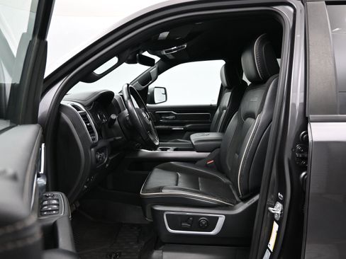 Used 2021 RAM 1500 Laramie image 8