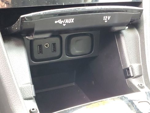 Used 2022 Buick Encore Preferred w/ Safety Package image 21