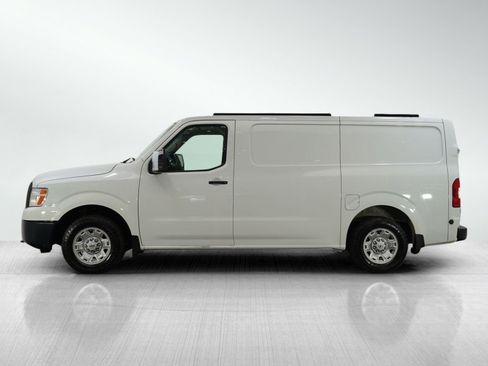Used 2021 Nissan NV 2500 SV w/ Navigation Package image 3