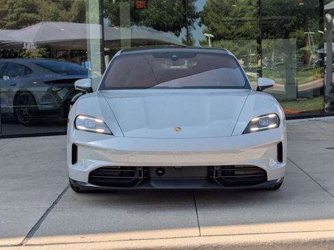 New 2026 Porsche Taycan GTS image 6