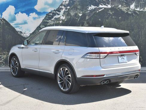 Used 2020 Lincoln Aviator Reserve w/ Equipment Group 202A AWD/4WD image 9