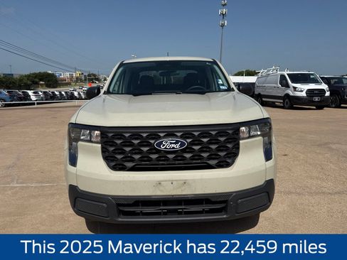 Used 2025 Ford Maverick XL w/ Equipment Group 101A AWD/4WD image 2