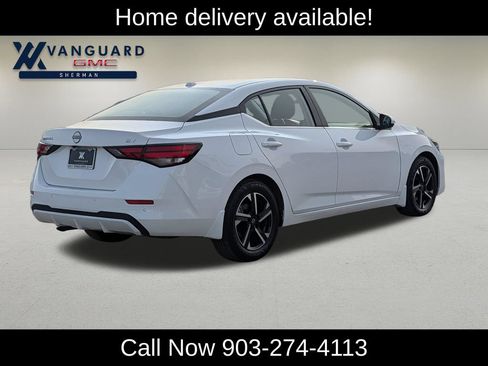 Used 2025 Nissan Sentra SV FWD image 9