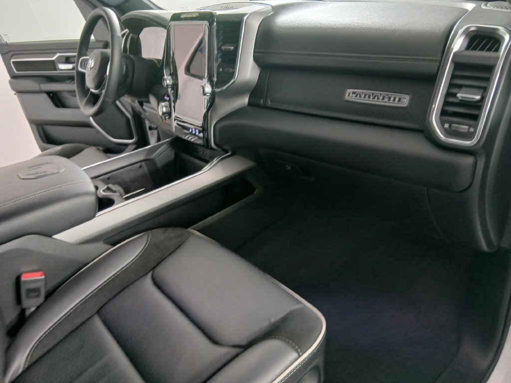 Used 2026 RAM 1500 Laramie w/ Sport Appearance Package AWD/4WD image 11