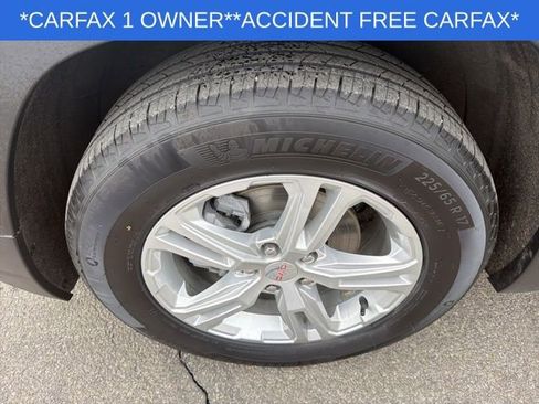 Used 2024 GMC Terrain SLE image 17