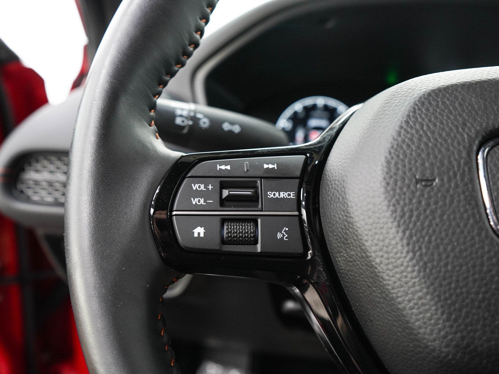 Used 2025 Honda HR-V Sport image 26