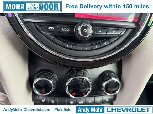 Used 2019 MINI Cooper 2-Door Hardtop w/ Signature Upholstery Package image 20