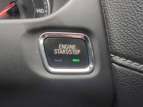 Used 2020 GMC Acadia SLE w/ Driver Convenience Package image 16