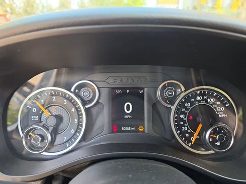 Used 2019 RAM 1500 Big Horn AWD/4WD image 15