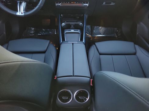 Used 2025 Mercedes-Benz GLA 250 GLA 250 image 30