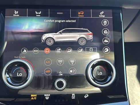 Used 2018 Land Rover Range Rover Velar R-Dynamic HSE AWD/4WD image 27
