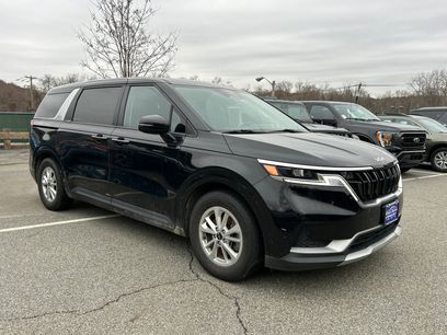 Used 2024 Kia Carnival LX