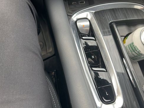 Used 2024 Buick Enclave Premium w/ Experience Buick Package image 10