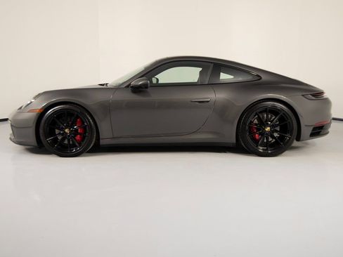 Certified 2022 Porsche 911 Carrera 4S image 2